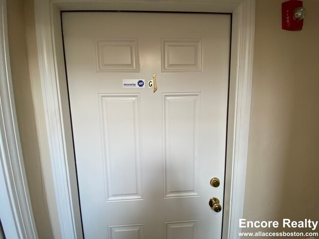 property at 895 Huntington Ave