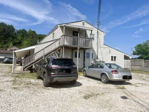 6785 Mud River Rd in Barboursville, WV - Building Photo - Building Photo