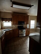 431 Puig Dr in Laredo, TX - Building Photo - Building Photo