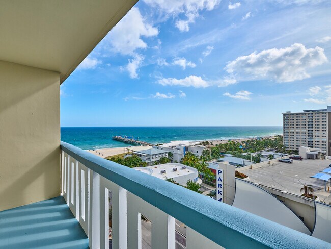property at 305 N Pompano Beach Blvd