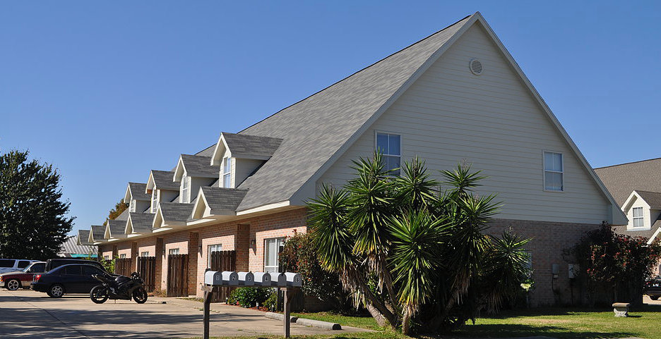 Parc Fontaine in Lafayette, LA - Building Photo