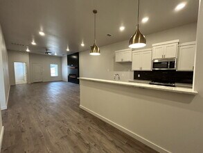 7008 40th St in Lubbock, TX - Building Photo - Building Photo
