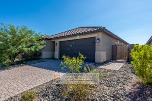 8443 S 164th Dr in Goodyear, AZ - Building Photo