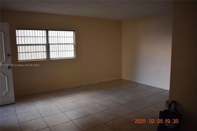 4125 NW 88th Ave in Coral Springs, FL - Building Photo - Building Photo