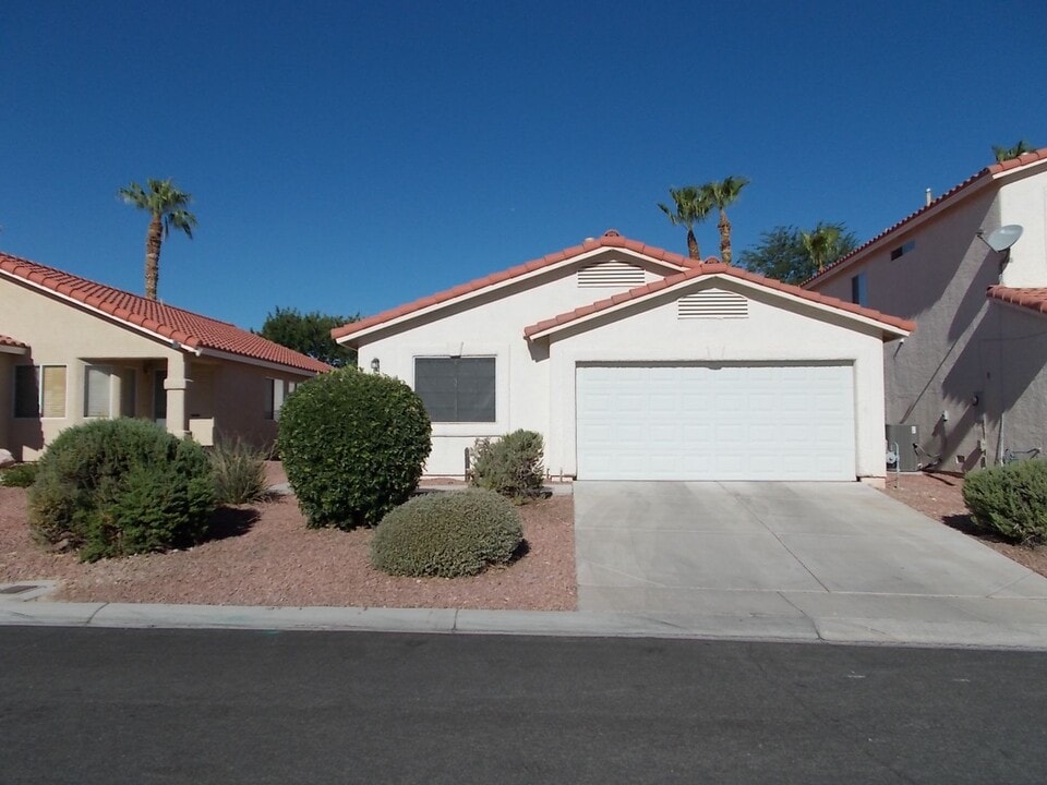 9387 Coral Berry St in Las Vegas, NV - Building Photo