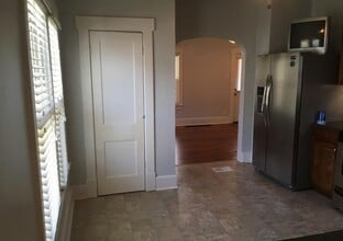 601 Clinton Ave, Unit 601 in Morgantown, WV - Foto de edificio - Building Photo