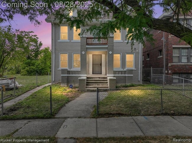 5124 W Chicago, Unit Apt 1 in Detroit, MI - Building Photo - Building Photo