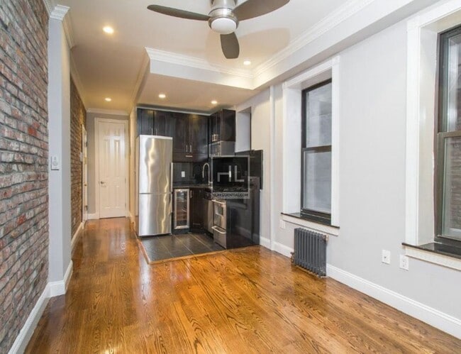 PRINCE ST., Unit 33 in New York, NY - Building Photo - Building Photo