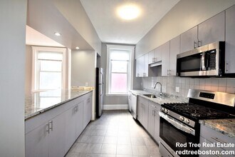 83 Glenville Ave, Unit 1 in Boston, MA - Foto de edificio - Building Photo