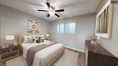 12130 Old River School Rd in Downey, CA - Building Photo - Building Photo
