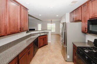 7000 Lunar Blue Way in Mcdonough, GA - Building Photo - Building Photo