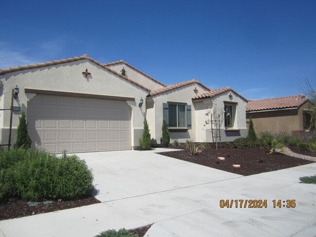 24916 Benson Dr in Menifee, CA - Building Photo - Building Photo