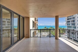 10175 Collins Ave in Bal Harbour, FL - Building Photo