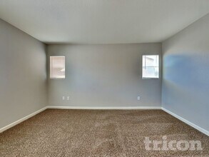 8956 Wolf River Dr in Reno, NV - Building Photo - Building Photo