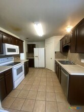 5406 Oster Dr in Killeen, TX - Building Photo - Building Photo