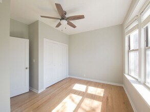 1954 W Winona St, Unit 1 in Chicago, IL - Building Photo - Building Photo