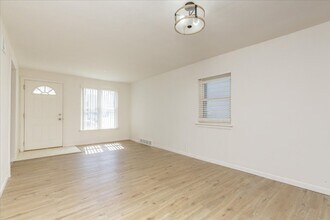 4321 Melba Ave in St. Louis, MO - Building Photo - Building Photo
