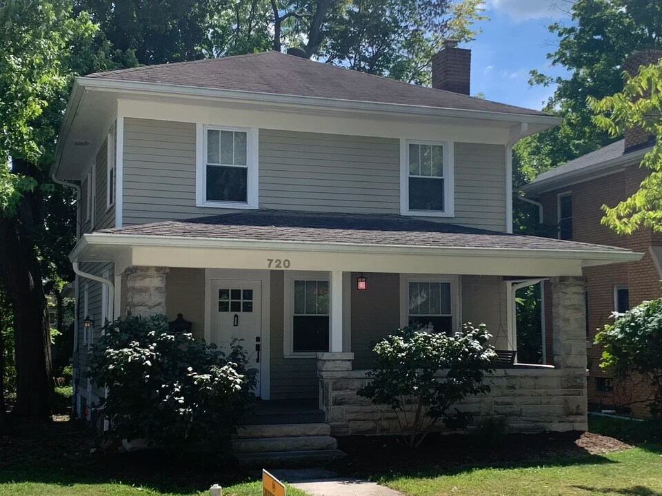 720 E Hunter Ave in Bloomington, IN - Building Photo
