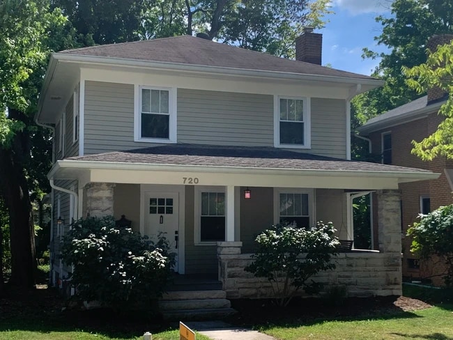 property at 720 E Hunter Ave