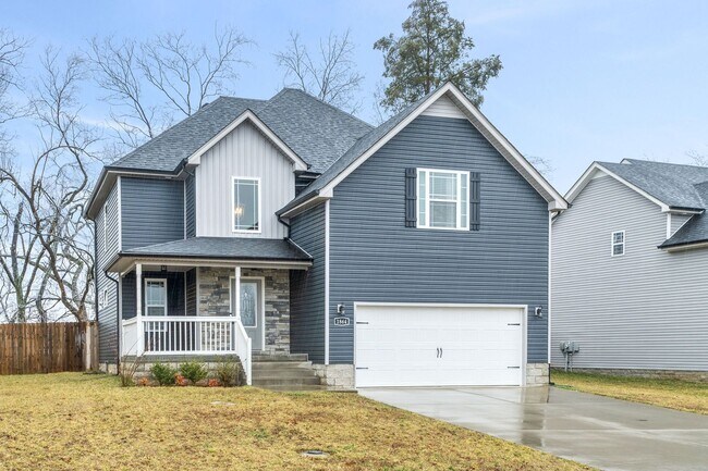 1864 Rains Rd in Clarksville, TN - Building Photo - Building Photo