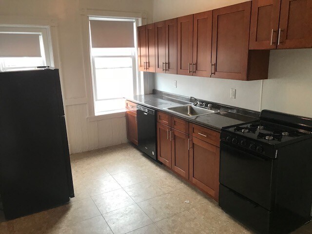 7 Mount Hood Rd, Unit 6 in Boston, MA - Foto de edificio - Building Photo