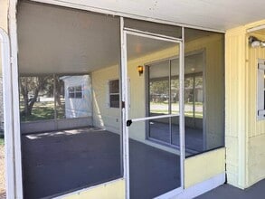 1208 Lee St in Leesburg, FL - Building Photo - Building Photo