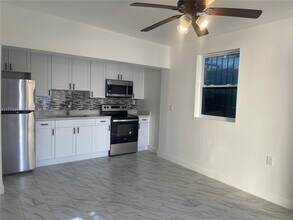 7840 NW 5th Ave in Miami, FL - Building Photo - Building Photo