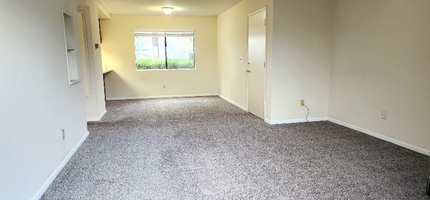 905 S Hale Ave-Unit -15 in Escondido, CA - Building Photo - Building Photo