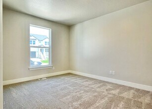 463 North in Saratoga Springs, UT - Building Photo - Building Photo