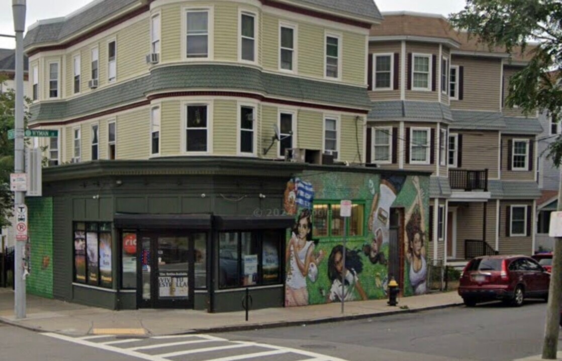 344 Centre St, Unit 1 in Boston, MA - Building Photo