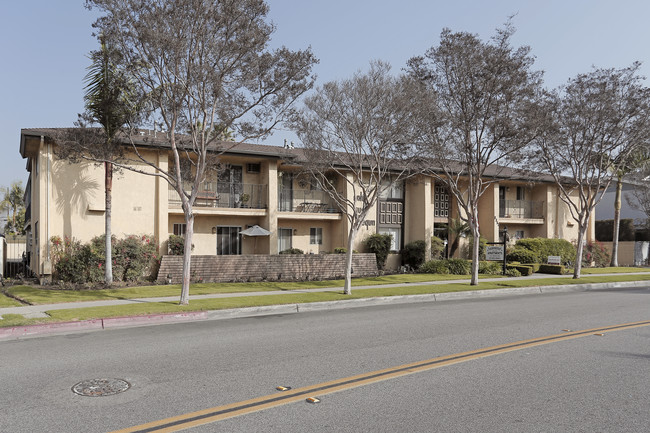 Close to You Apartments in Downey, CA - Building Photo - Building Photo