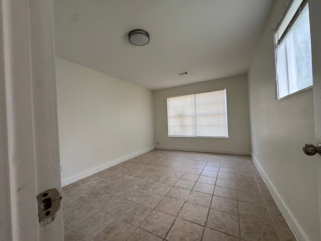 2304 W 58th St in North Little Rock, AR - Building Photo - Building Photo