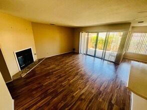 27535 Lakeview Dr in Helendale, CA - Building Photo - Building Photo
