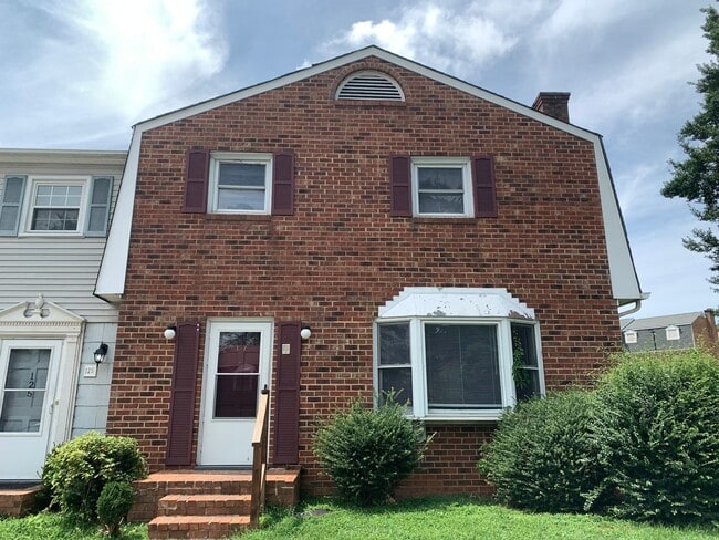 property at 127 Holmes Cir