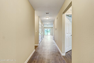 8151 Lanette St in Jacksonville, FL - Building Photo - Building Photo