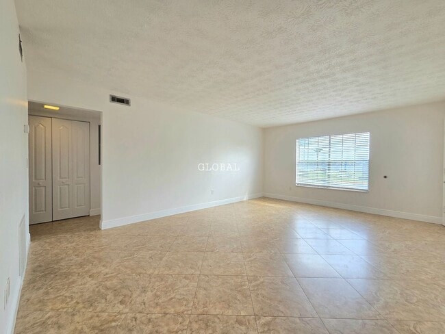 5429 Hansel Ave in Belle Isle, FL - Building Photo - Building Photo