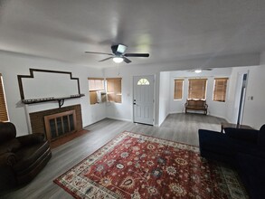 341 Morris Pl in Montebello, CA - Foto de edificio - Building Photo
