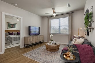 Prose KTX in Katy, TX - Foto de edificio - Building Photo