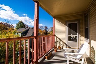 176 Elm St, Unit 3 in North Cambridge, MA - Building Photo