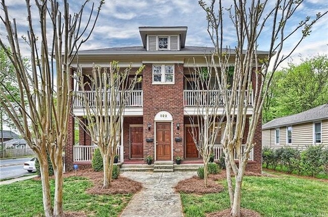 322 Walnut Ave, Unit 1 in Charlotte, NC - Building Photo - Building Photo