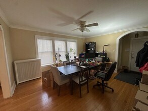 3307 W Catalpa Ave, Unit 2 in Chicago, IL - Building Photo - Building Photo