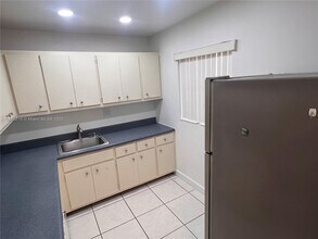 7727 SW 86th St in Miami, FL - Building Photo - Building Photo