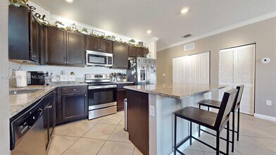 154 SE 23rd Terrace in Homestead, FL - Building Photo - Building Photo