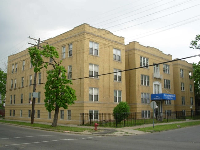 Metro Apartmentz in Detroit, MI - Foto de edificio - Building Photo