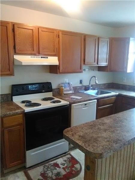 230 Greenwood Rd in Sharon Hill, PA - Building Photo - Building Photo