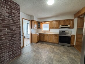 Apartement for Rent in Fredericton, NB - Building Photo - Building Photo