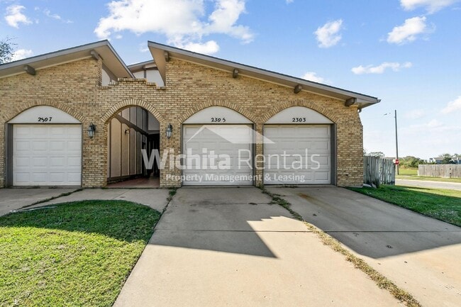 property at 2305 S White Oak Dr