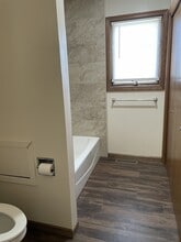 1703 Heritage Ln in Great Bend, KS - Building Photo - Building Photo