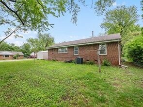 300 Shelle Rd in Manhattan, KS - Building Photo - Building Photo