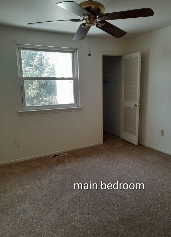 1624 Valley Dr in West Chester, PA - Building Photo - Building Photo